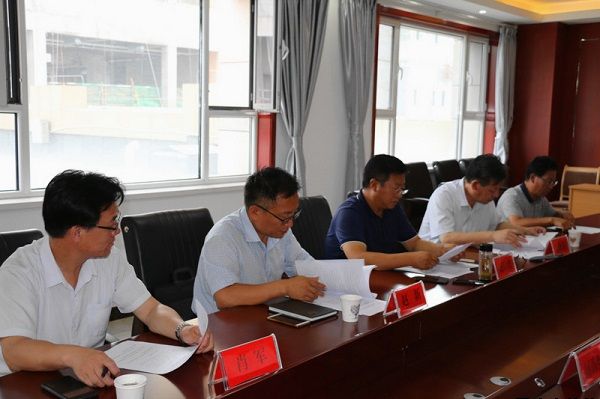 平?jīng)鲢垂究毓筛拭C豐收機械有限責任公司后召開(kāi)新一屆股東會(huì )暨董事會(huì )、監事會(huì )(圖1)